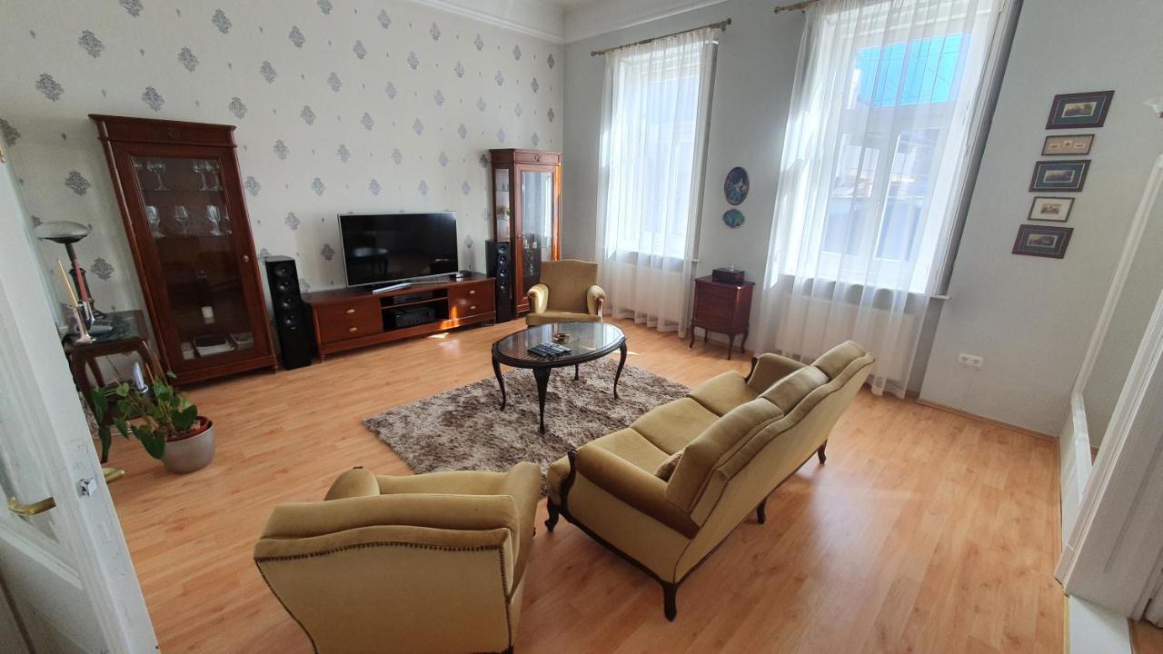 Casa Tajola Apartamento Kecskemét Exterior foto